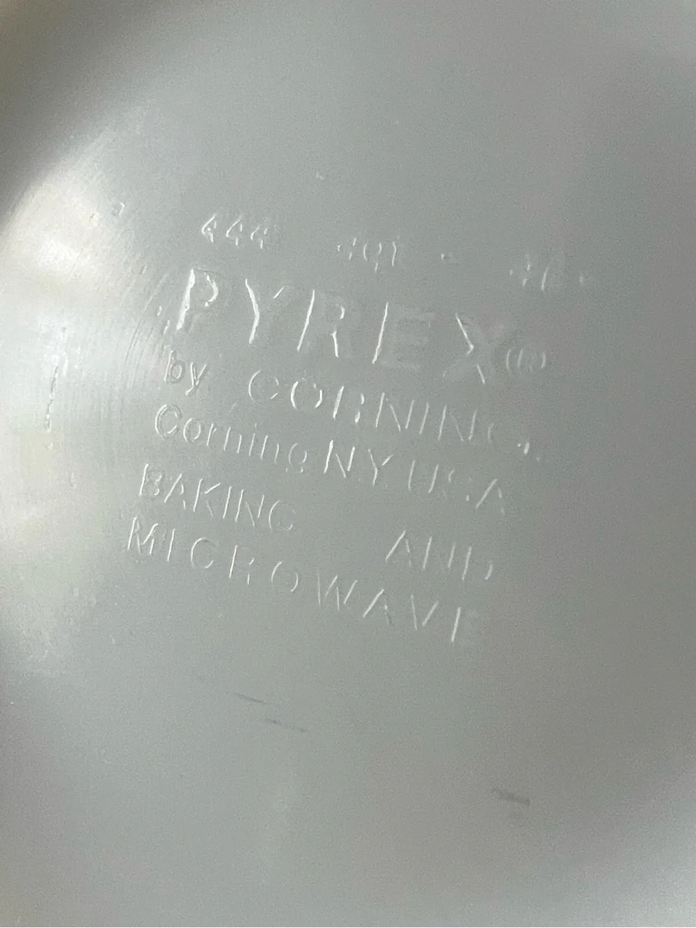 Vintage Pyrex Homestead 4 quart #444 Cinderella Mixing Bowl